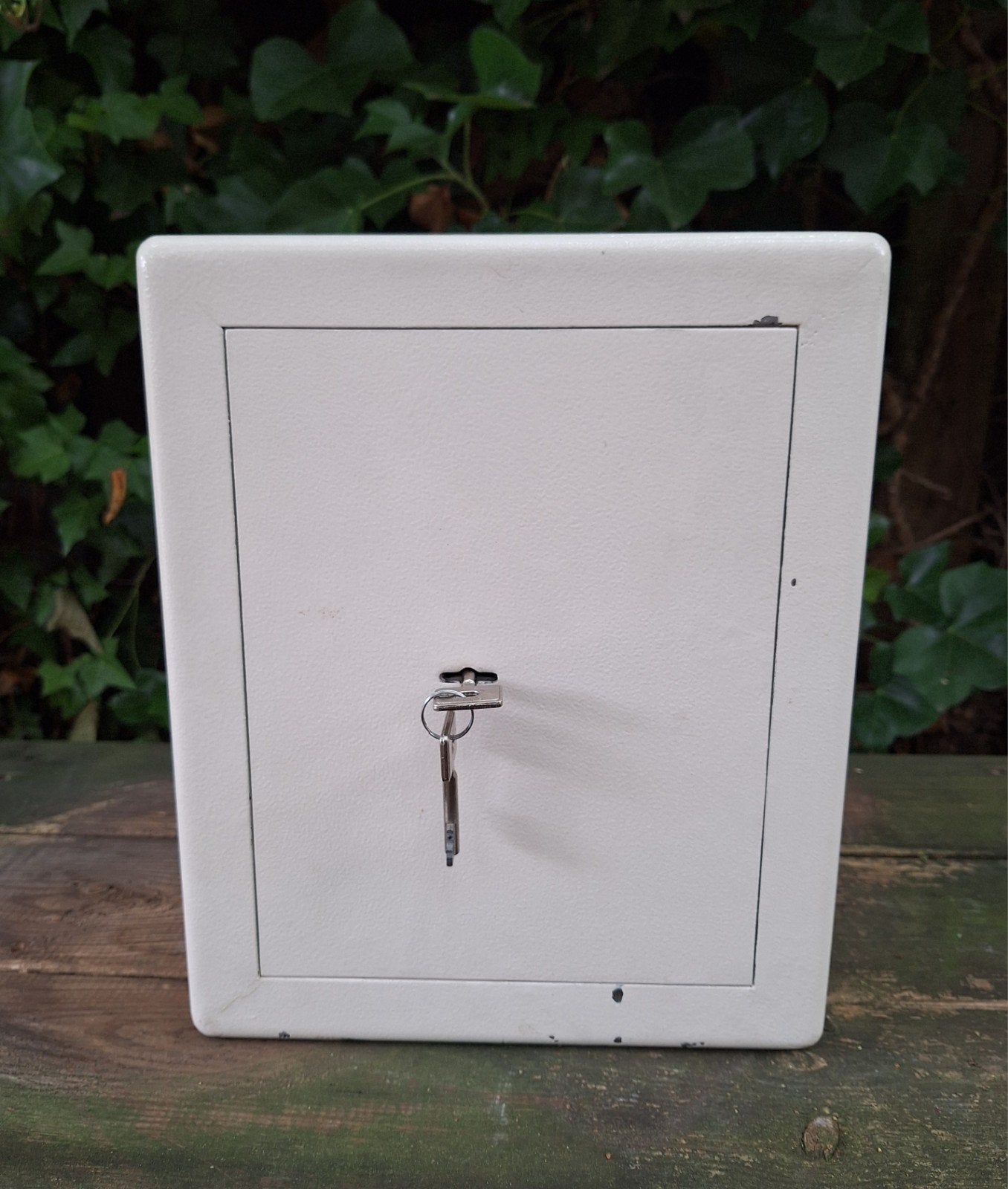 Privékluis/meubelkluis. Compact/31*26*18 cm/sleutelslot., Ophalen