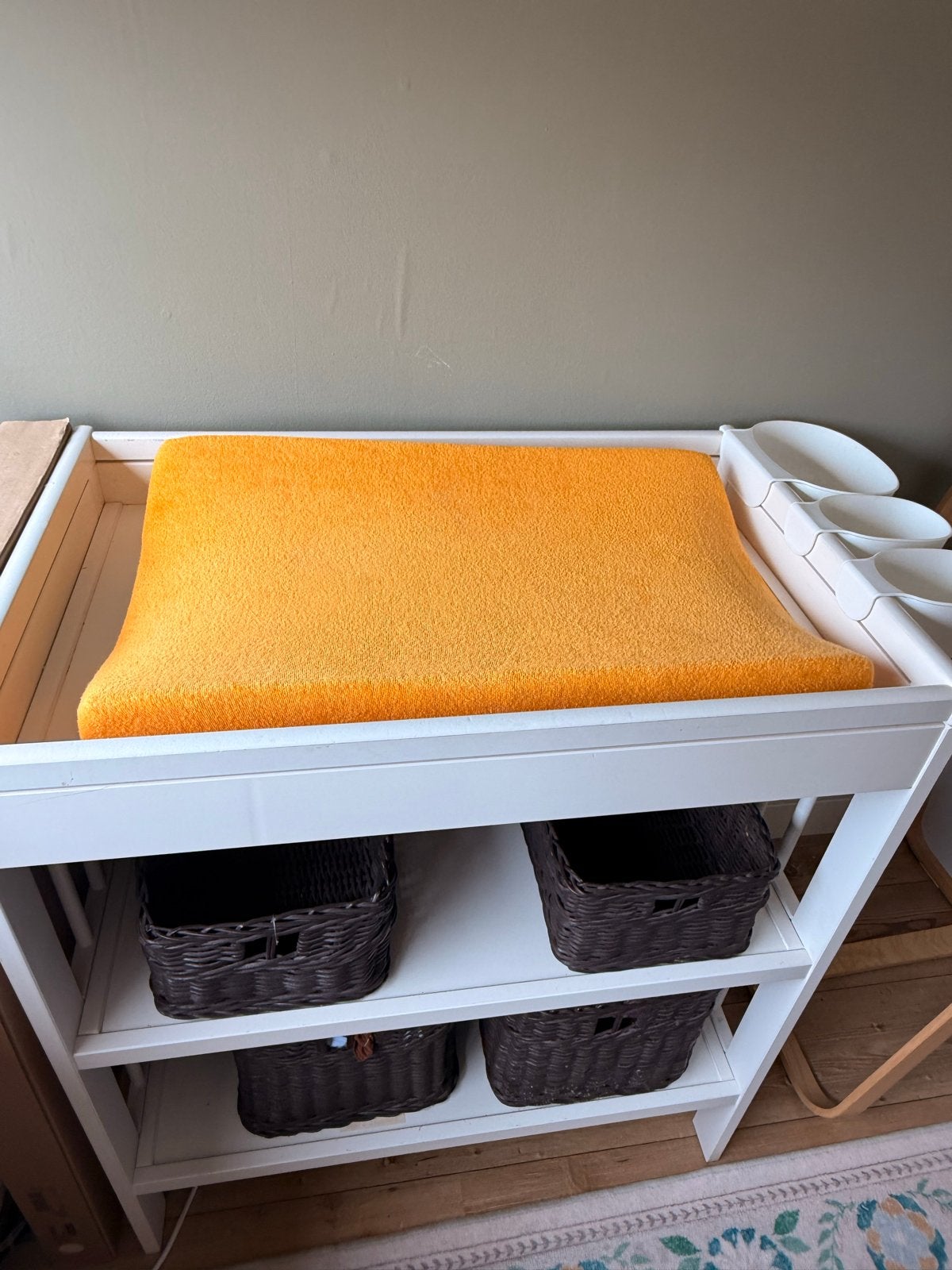 IKEA GULLIVER Witte commode en aankleedkussen, Ophalen, Gebruikt, 50 tot 70 cm, 75 tot 100 cm