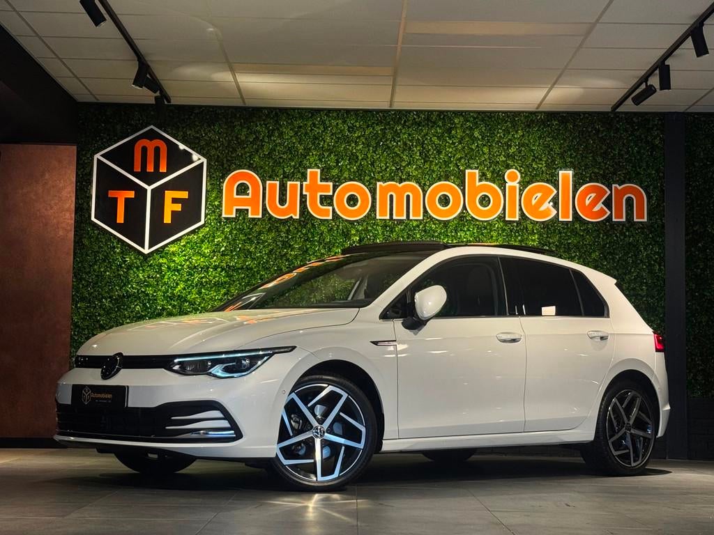 Volkswagen Golf 1.5 eTSI 150 PK |MEMORY|PANO|HUD|MASSAGE|PRO, 4 cilinders, Alcantara, Wit, Bedrijf
