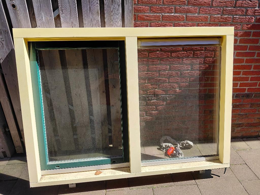 Kozijn, Doe-het-zelf en Verbouw, Kozijnen en Schuifpuien, Ophalen, Raamkozijn, Zo goed als nieuw, 150 tot 225 cm
