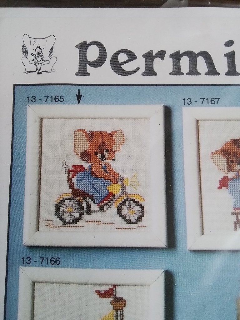 Borduurpakketje beertje op fiets, Hobby en Vrije tijd, Ophalen of Verzenden, Zo goed als nieuw, Handborduren, Borduurpakket