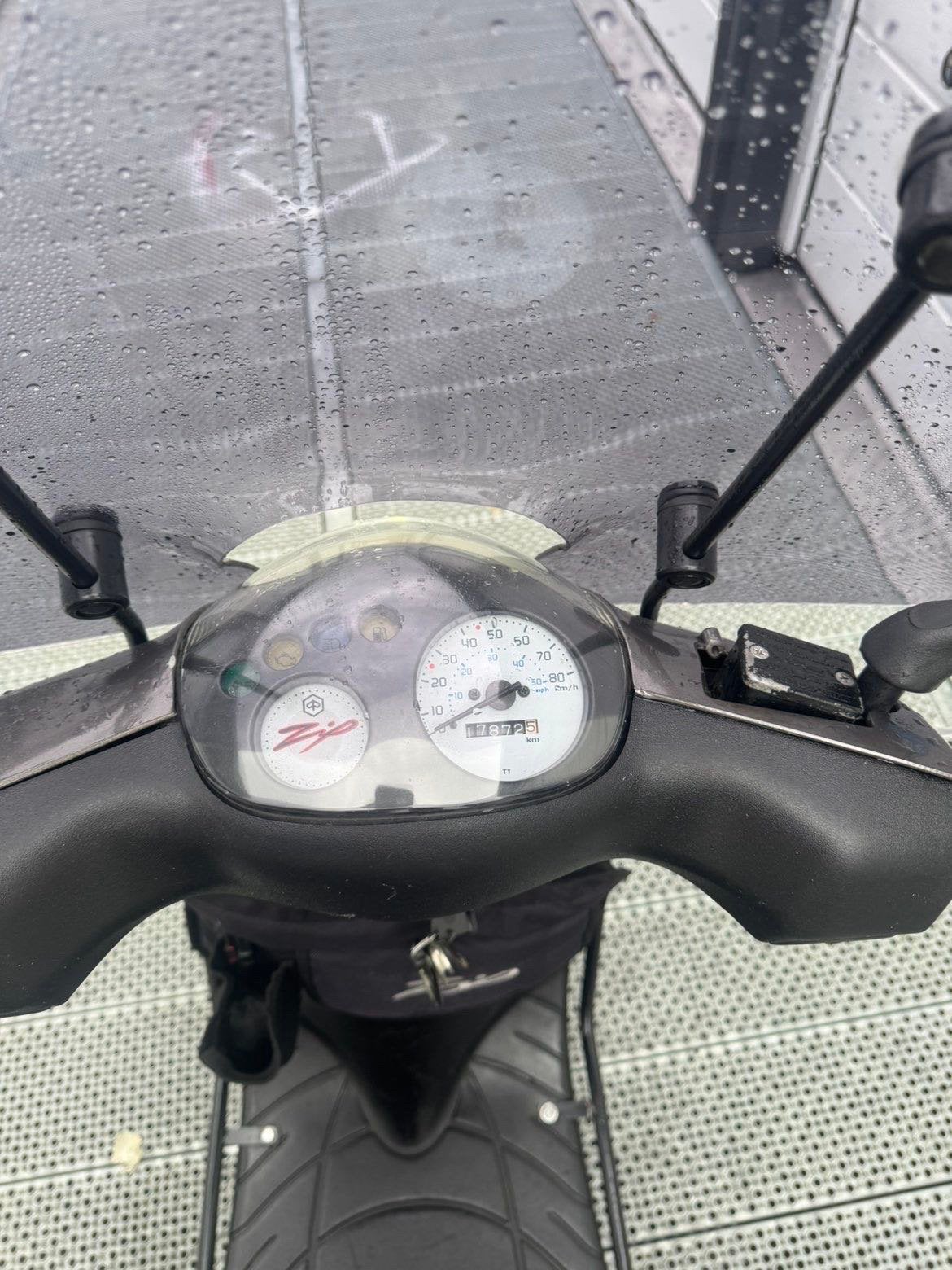 Piaggo zip Snor, Ophalen, Zo goed als nieuw, Benzine