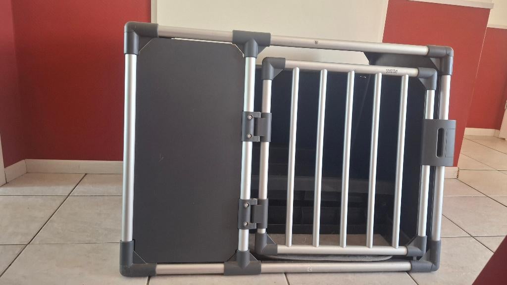 Autokennel, Dieren en Toebehoren, Ophalen, Gebruikt
