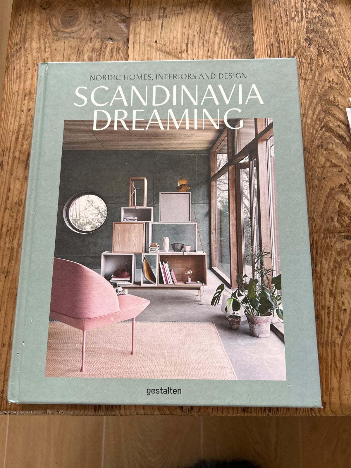 Scandinavia Dreaming: Nordic Homes, Interiors and Design, Ophalen of Verzenden, Zo goed als nieuw, Interieur en Design