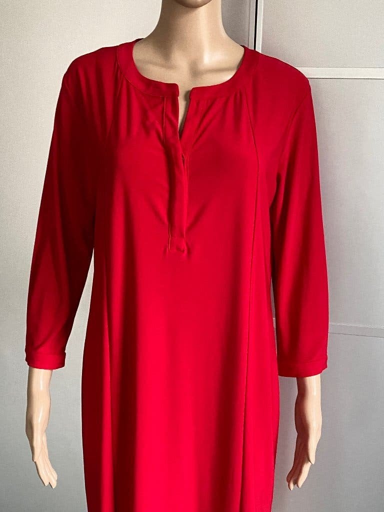 K251 Nieuw: Question maat M=38/40 jurk rood jurkje, Kleding | Dames, Maat 38/40 (M), Nieuw, Ophalen of Verzenden, Knielengte