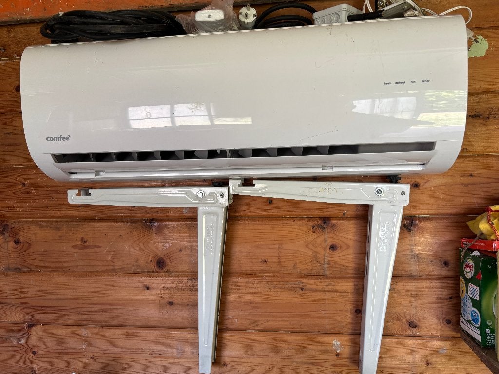 split  airco, Witgoed en Apparatuur, Airco's, Gebruikt, Mobiele airco, 60 tot 100 m³, 3 snelheden of meer, Koelen en Ontvochtigen