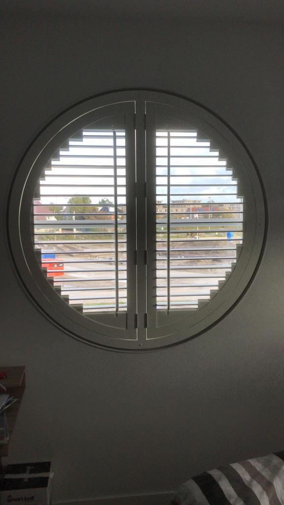 Houten shutters. Maatwerk shutters., Huis en Inrichting, Stoffering | Gordijnen en Lamellen, Ophalen, Zo goed als nieuw, Minder dan 100 cm