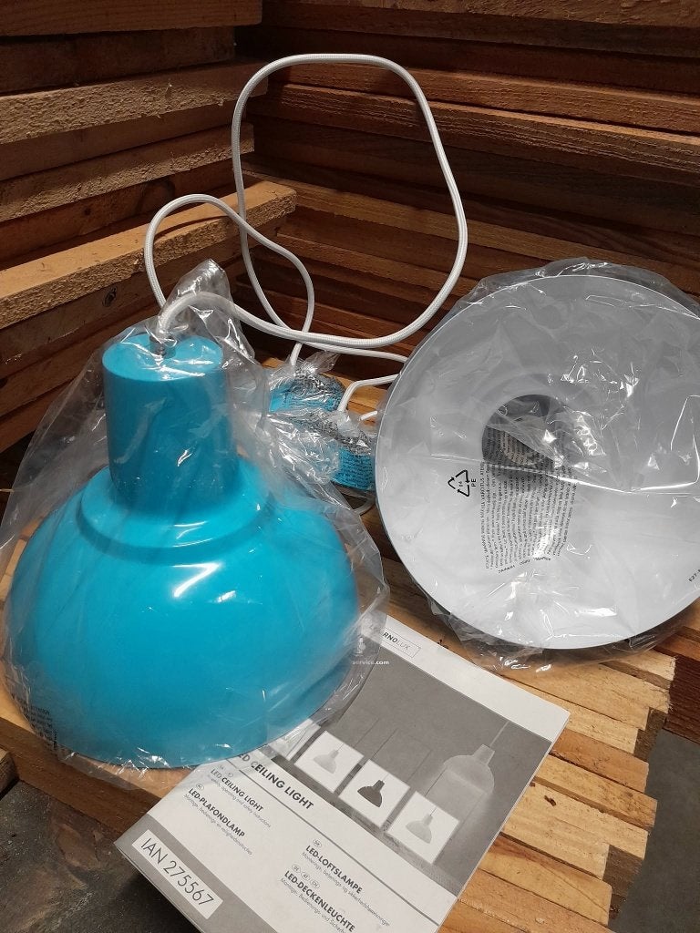 NIEUW in verpakking: Set van 2 Blauwe Hanglampen, Ophalen of Verzenden, Nieuw, Metaal