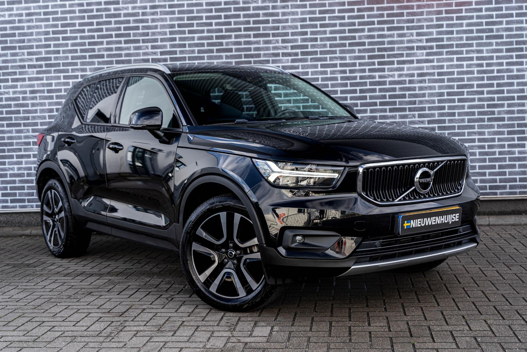 Volvo XC40 1.5 T2 Business Pro | Navigatie | Adaptieve Cruis, Gebruikt, Euro 6, Automatische klimaatregeling, Zwart