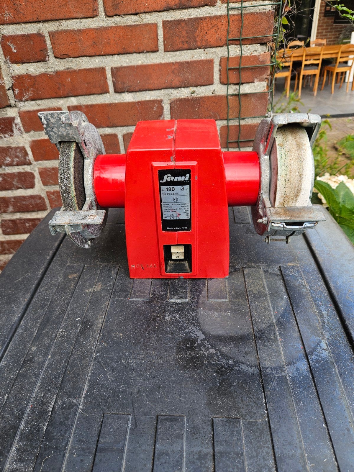 Femi slijpmachine, Ophalen, Gebruikt, 1000 watt of meer, Werkbankslijpmachine