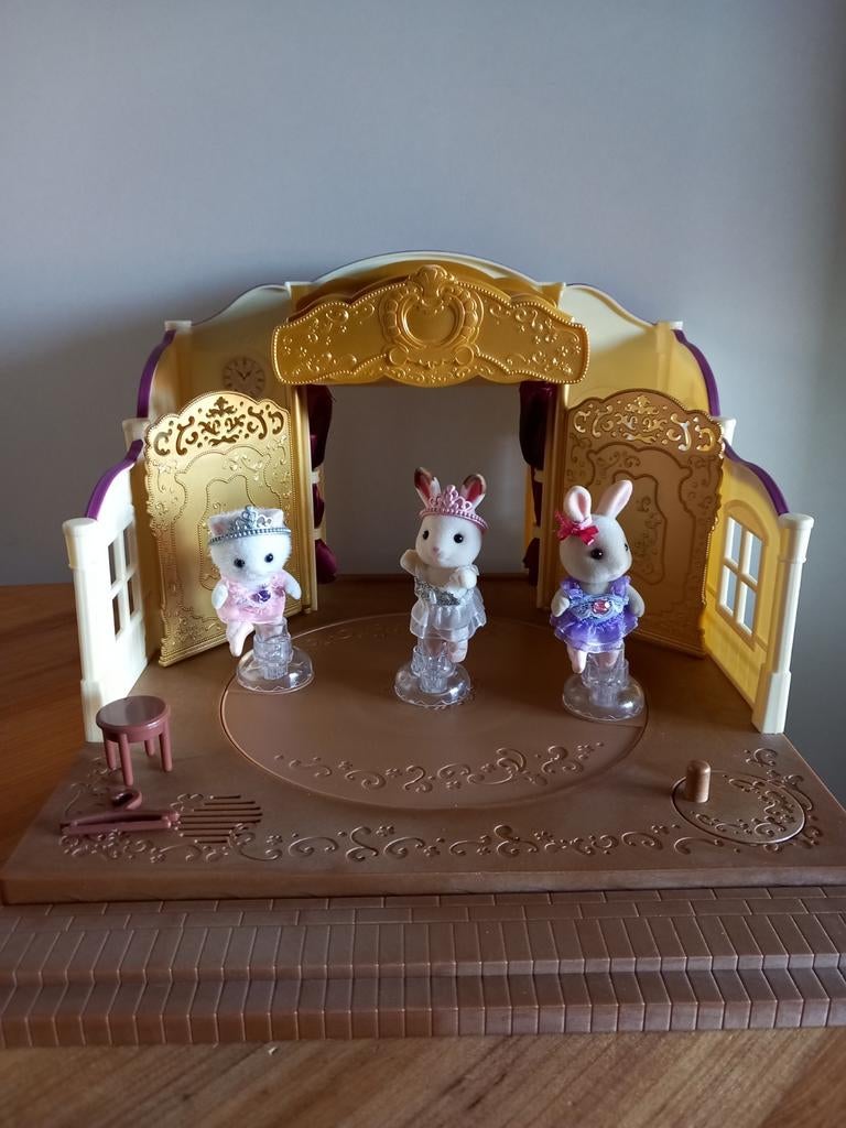 Sylvanian families theater/ballet/ballerina's/muziek, Ophalen of Verzenden, Gebruikt, Poppenhuis