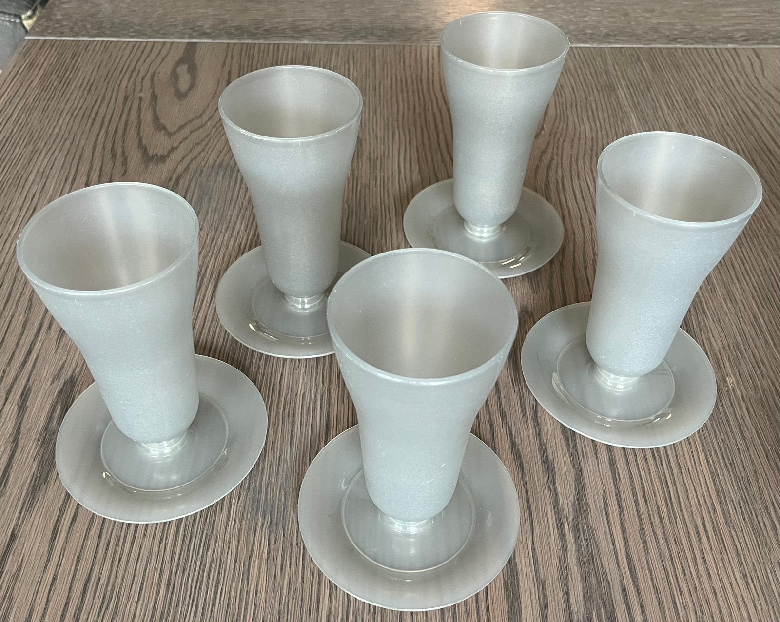 Set van  5 Tupperware ijs of dessertglazen/coupe’s, Gebruikt, Overige kleuren, Overige typen, Ophalen of Verzenden