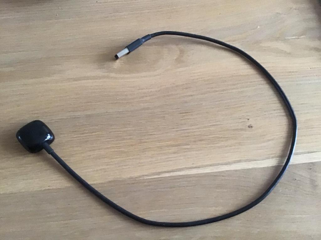 Fitbit Versa 3 Oplader, Ophalen of Verzenden, Gebruikt, Oplader, Versa 3