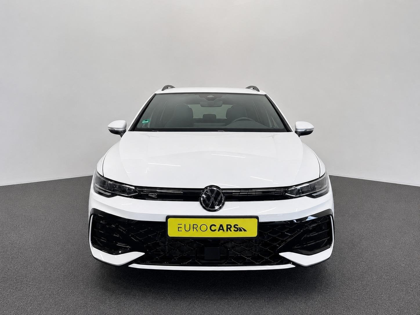 Volkswagen Golf Variant 1.5 eTSI R-Line Business Digital Coc, Stof, 4 cilinders, 1261 kg, Wit