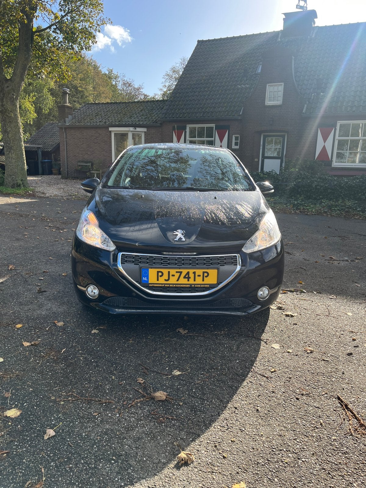 Peugeot 208 1.6 Automaat leren bekleding 63.000 km, Auto's, 15 km/l, 1125 kg, Particulier, 119 pk