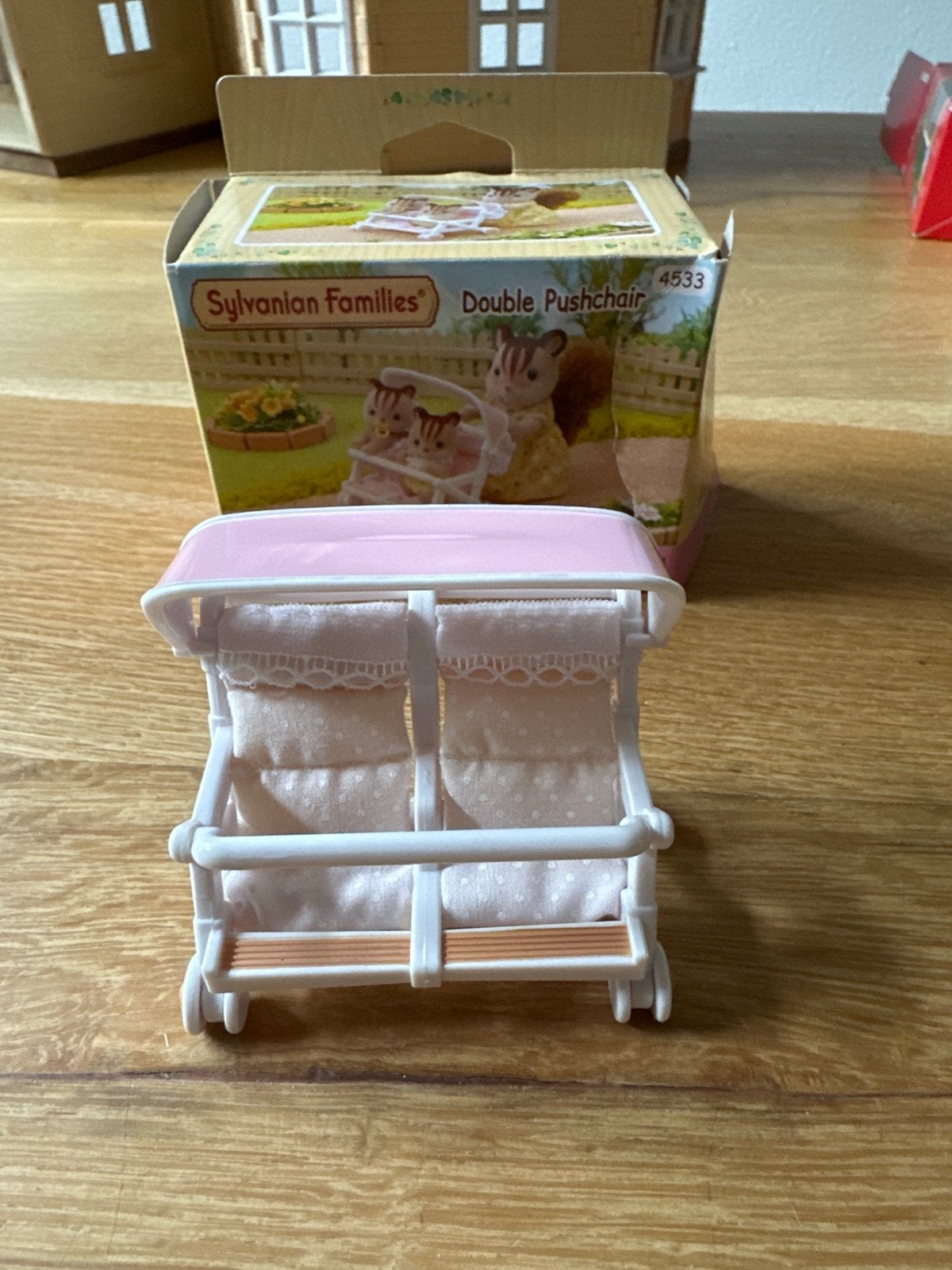 Sylvanian Families Dubbele Duwstoel - Nieuw in Doos, Ophalen of Verzenden, Nieuw, Overige typen