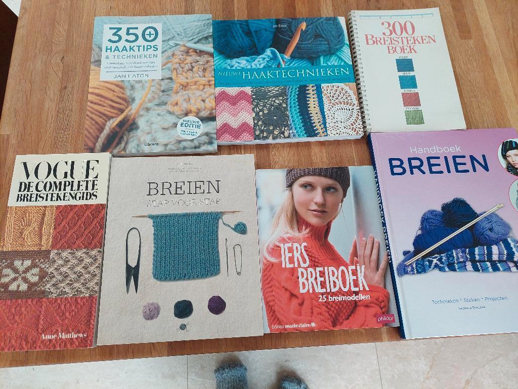 Diverse soorten Brei of haak boeken, Verzenden, Zo goed als nieuw, Breien, Patroon of Boek