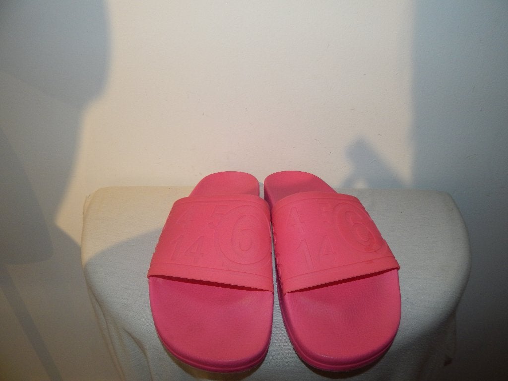 MM6 Maison martin margiela fel roze kunststof slippers 40, Slippers, MM6, Verzenden, Zo goed als nieuw
