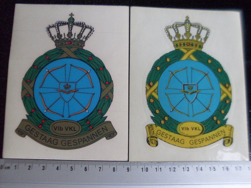 2x ruit sticker vliegbasis volkel gestaag gespannen logo, Verzenden, Zo goed als nieuw, Bedrijf of Vereniging
