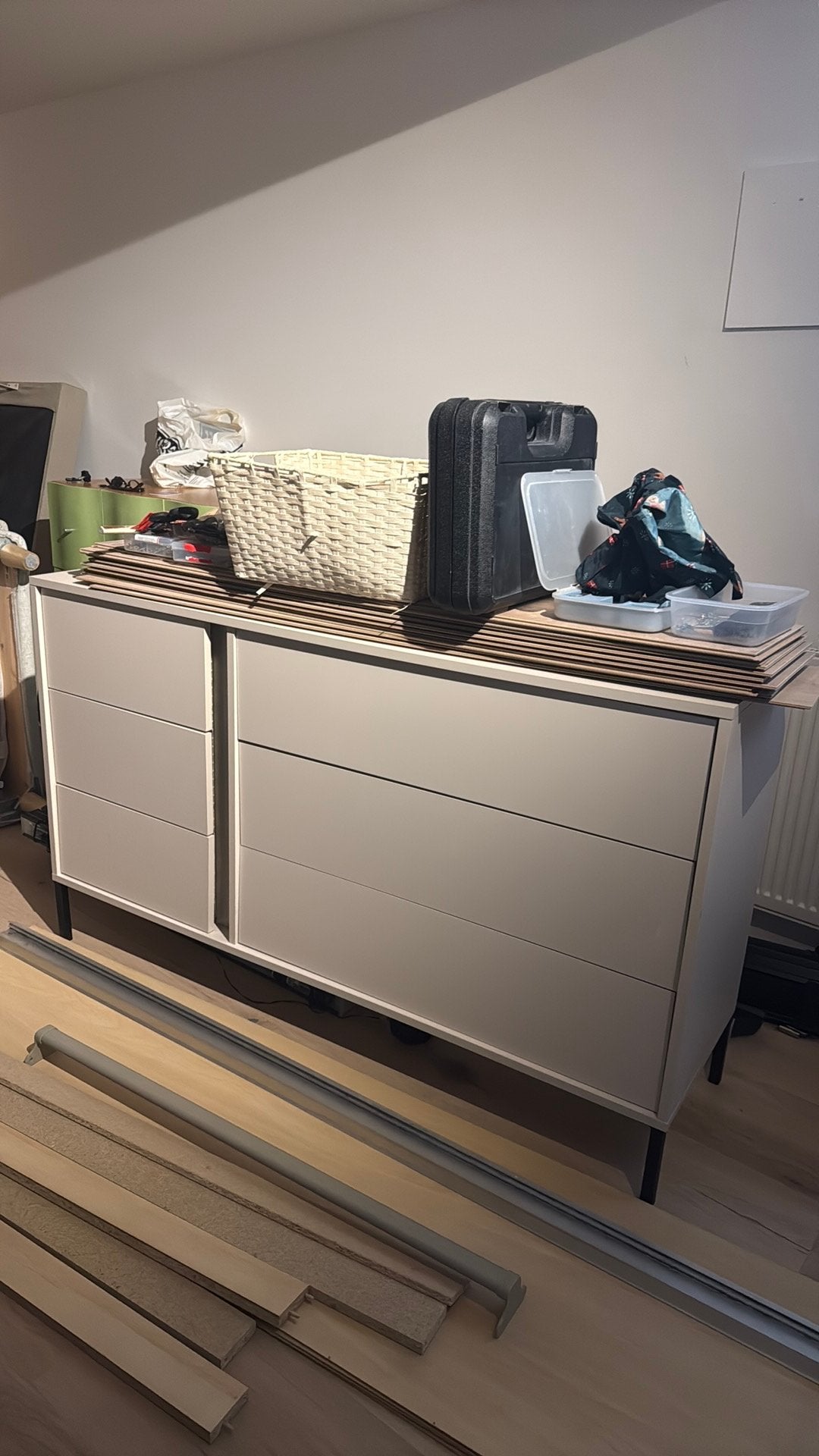 Beige dressoir, Ophalen, Gebruikt, 25 tot 50 cm, 150 tot 200 cm