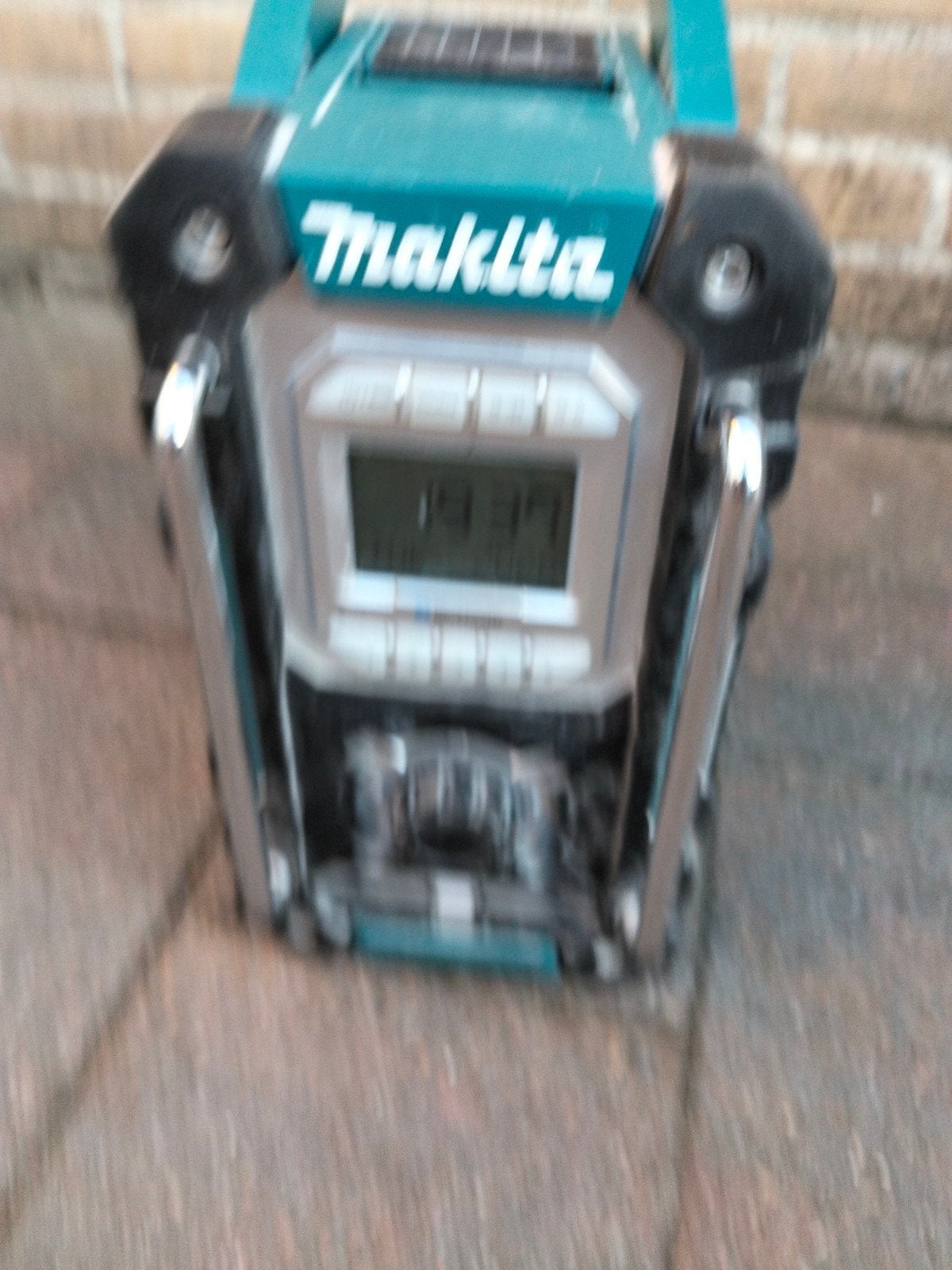 mooie Makita radio dmr108 blue tooth, Audio, Tv en Foto, Radio's, Ophalen