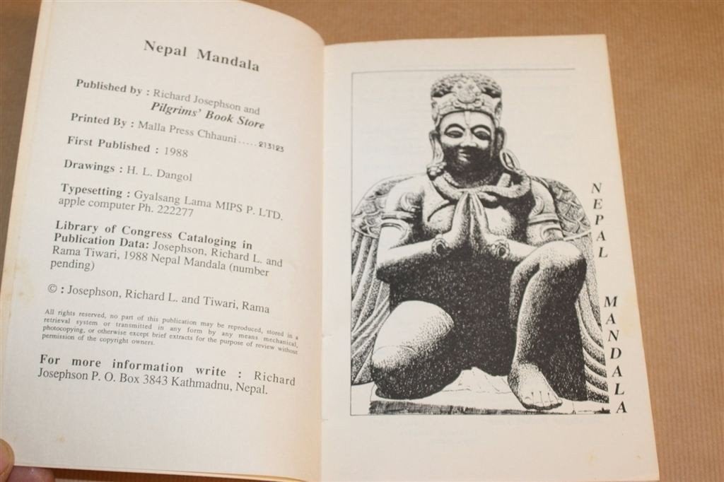 Nepal Mandala 1988 – Zeldzame Cultuurgids Kathmandu, Europa, Ophalen of Verzenden, Reisgids of -boek, Gelezen