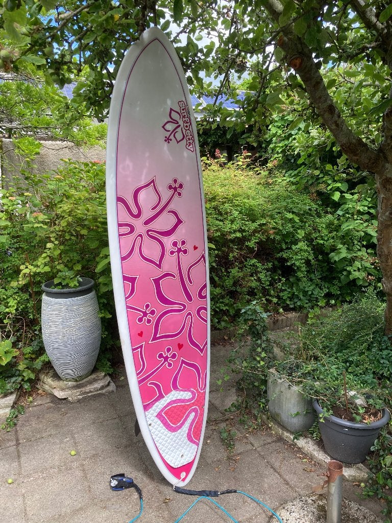 SurfBetty 7'2 - surfplank met bag, Watersport en Boten, Golfsurfen, Ophalen, Gebruikt, Longboard, Met koord