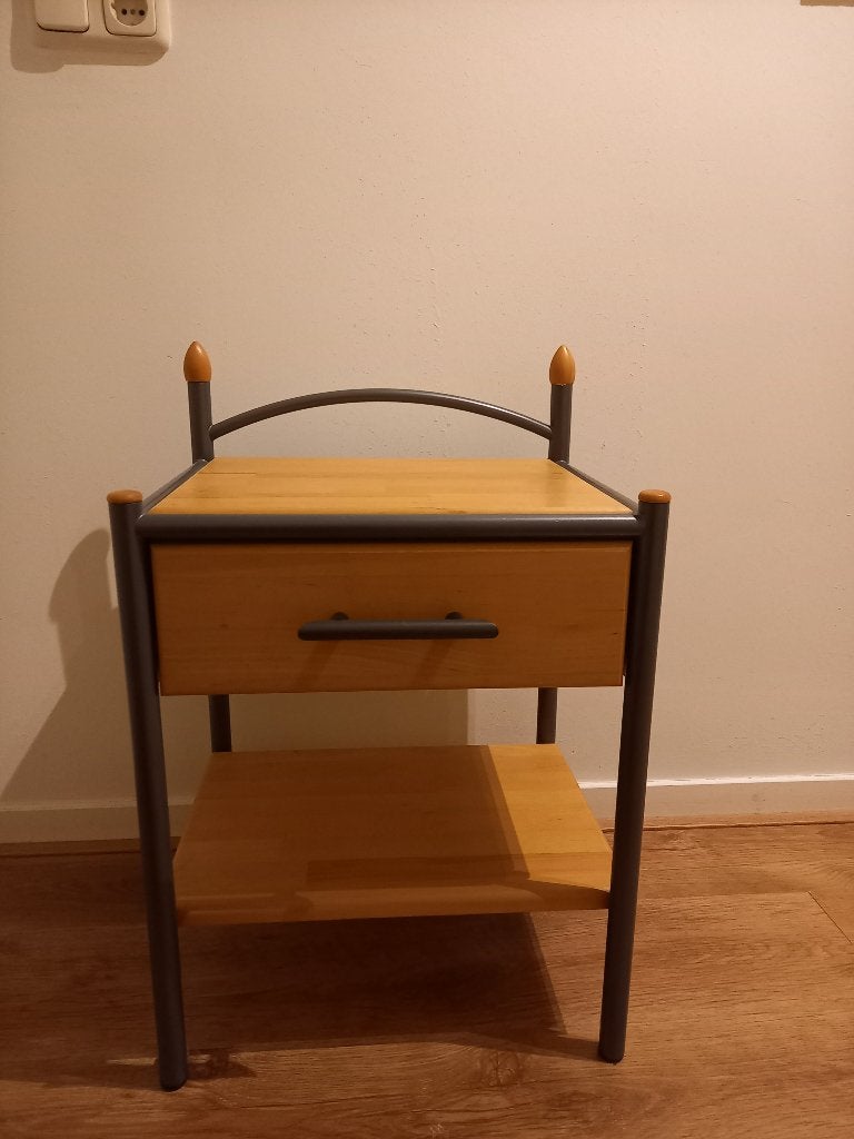 Nachtkastje, Ophalen, 55 tot 70 cm, Zo goed als nieuw, 45 tot 65 cm