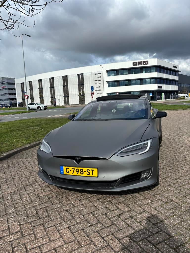 Tesla Model S 2018 MAT GRIJS 100D, Auto's, Tesla, Automaat, 110 €/maand, Model S, Zwart