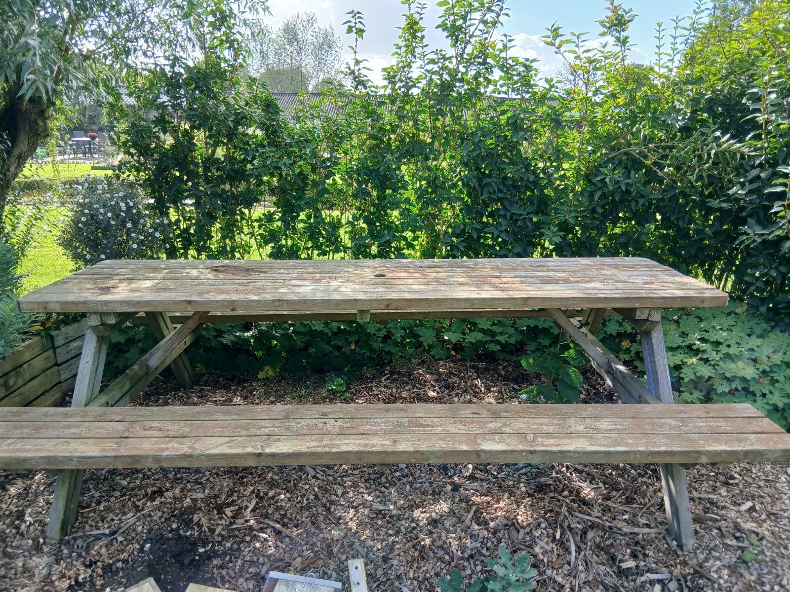 Robuuste houten picknicktafel voor buiten, Ophalen, Gebruikt, Rechthoekig, Hout