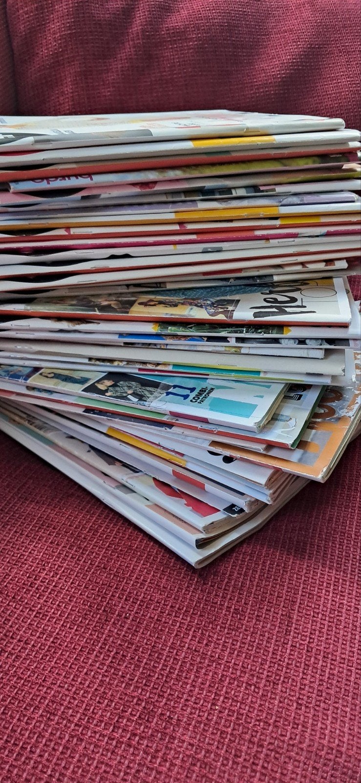Ongeveer 30 Knip mode tijdschriften, paar burda's en 1 Diana, Hobby en Vrije tijd, Kledingpatronen, Ophalen of Verzenden, Gebruikt