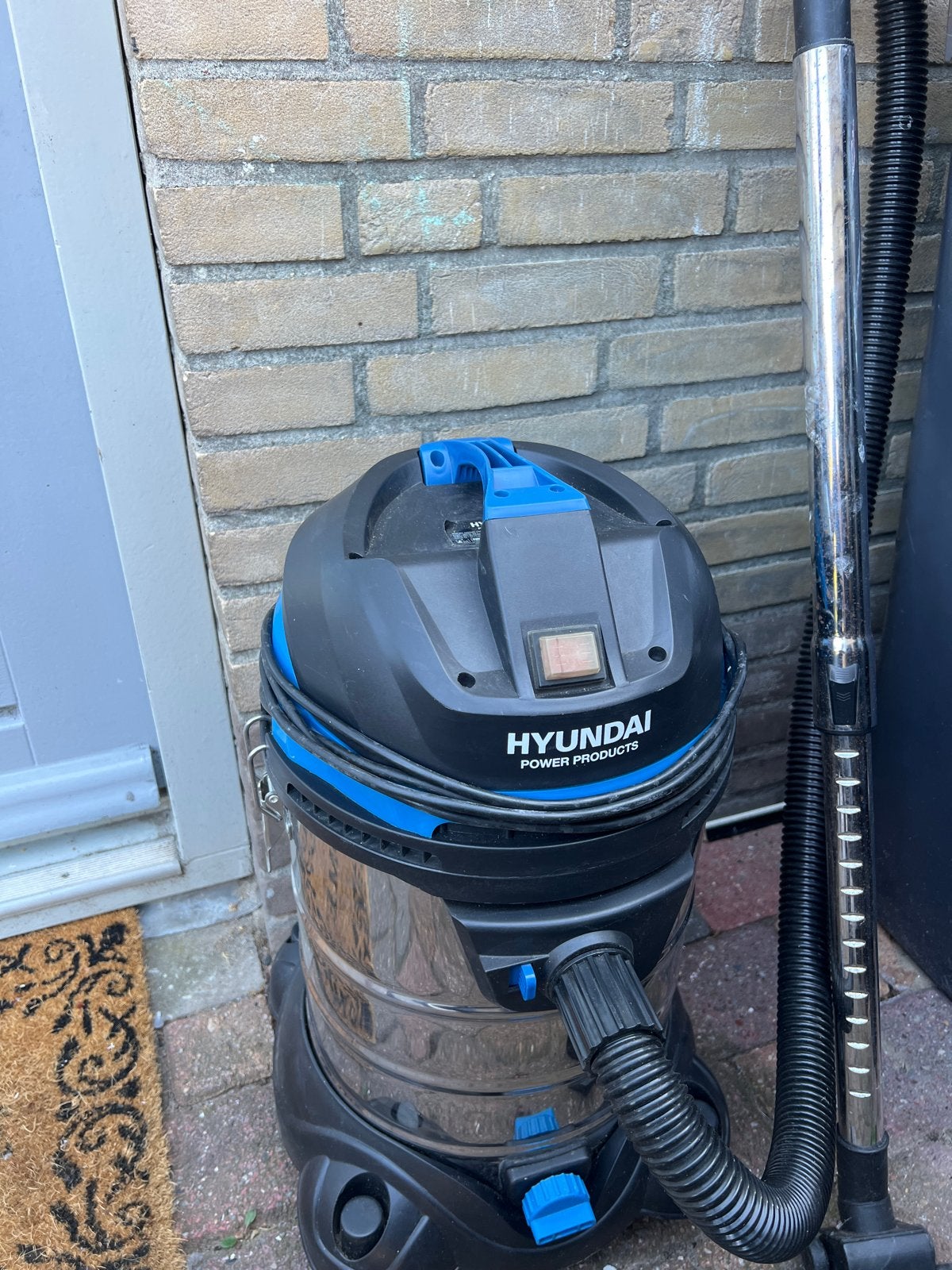 Hyundai Wet/Dry Stofzuiger 1200W - BJ1622-1200W, Ophalen, Overige merken, Gebruikt, Waterstofzuiger
