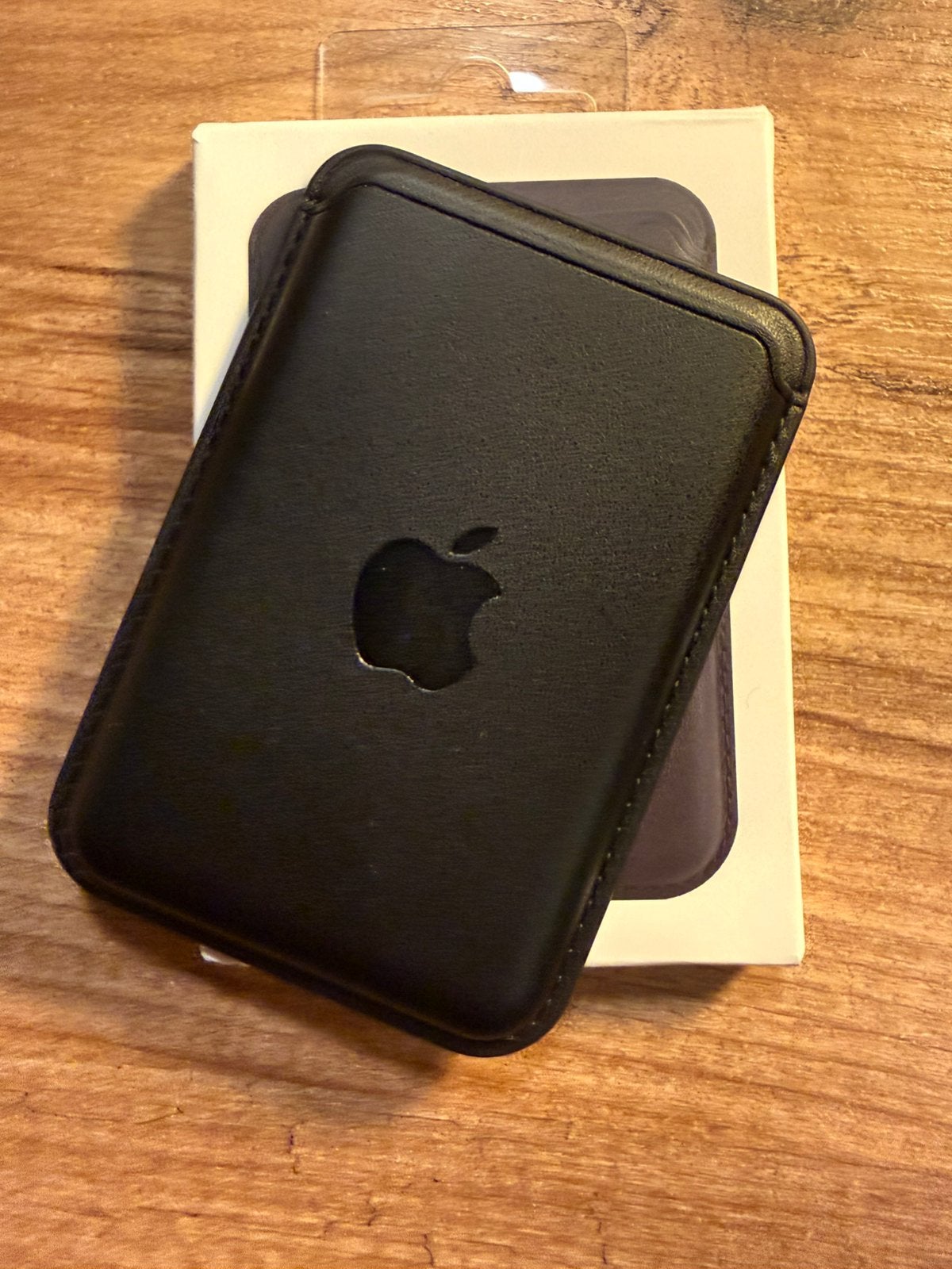 Apple MagSafe wallet zwart, Telecommunicatie, Mobiele telefoons | Hoesjes en Frontjes | Apple iPhone, Zwart, MagSafe, Verzenden