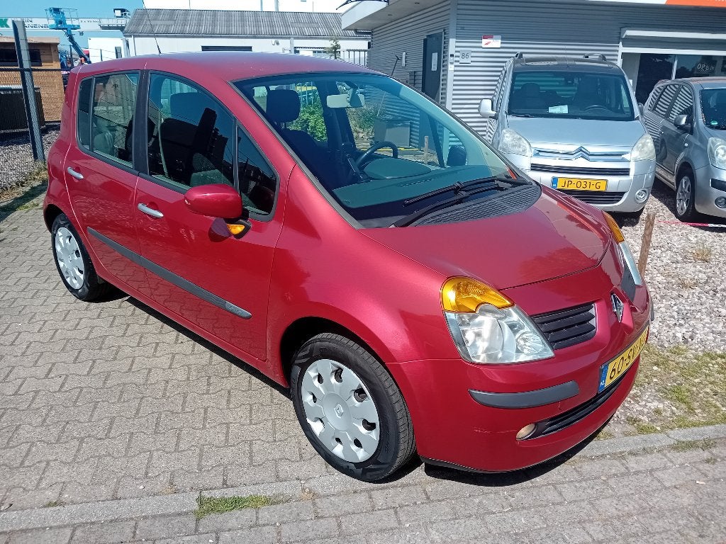 Renault Modus 1.6 16V 2005 Rood NIEUWE APK! 134DKM! TREKHAAK, Voorwielaandrijving, 1145 kg, Zwart, 4 cilinders