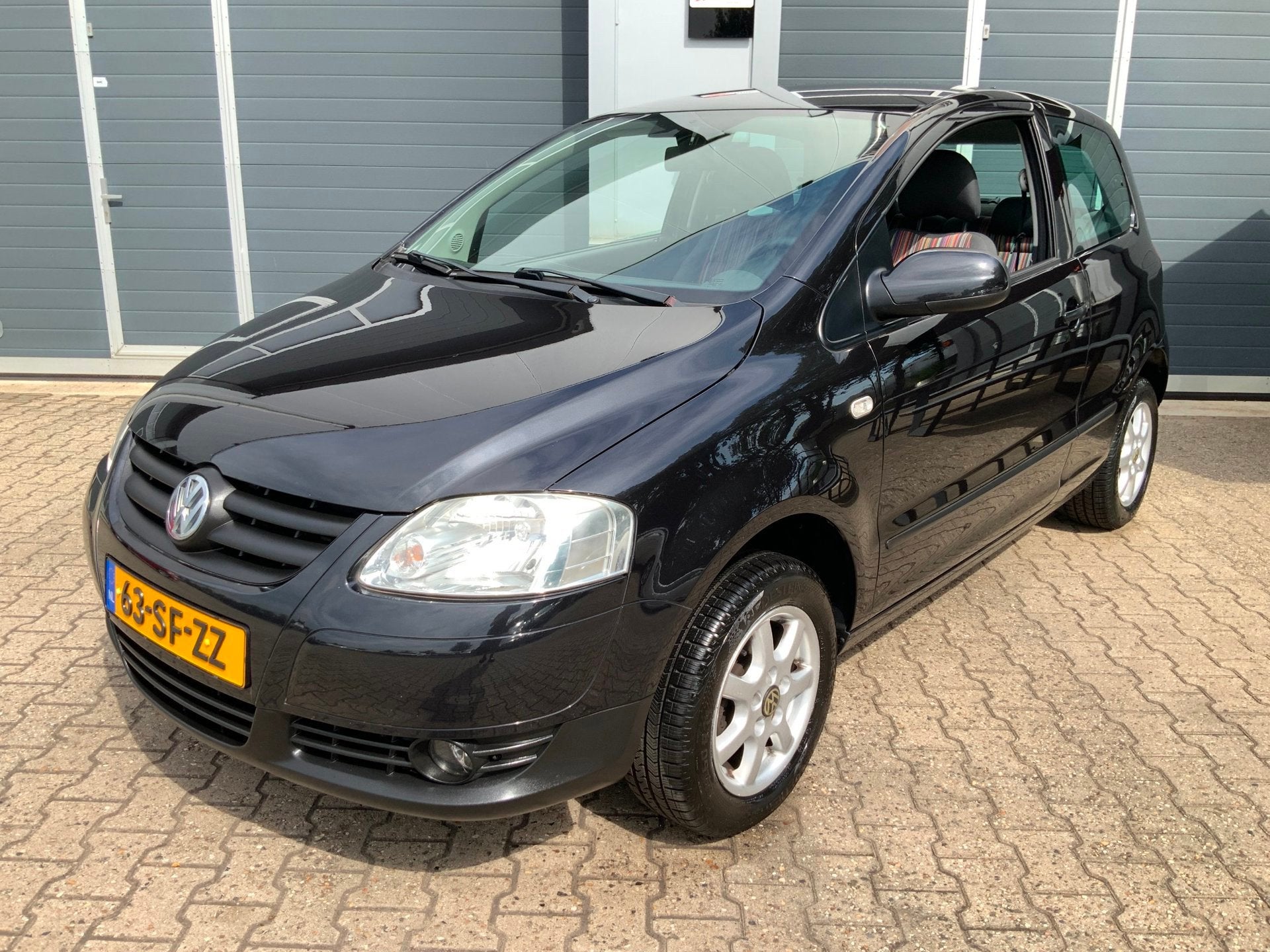Volkswagen Fox 1.4 Airco APK 7-2027, Auto's, Voorwielaandrijving, 4 stoelen, Zwart, Origineel Nederlands