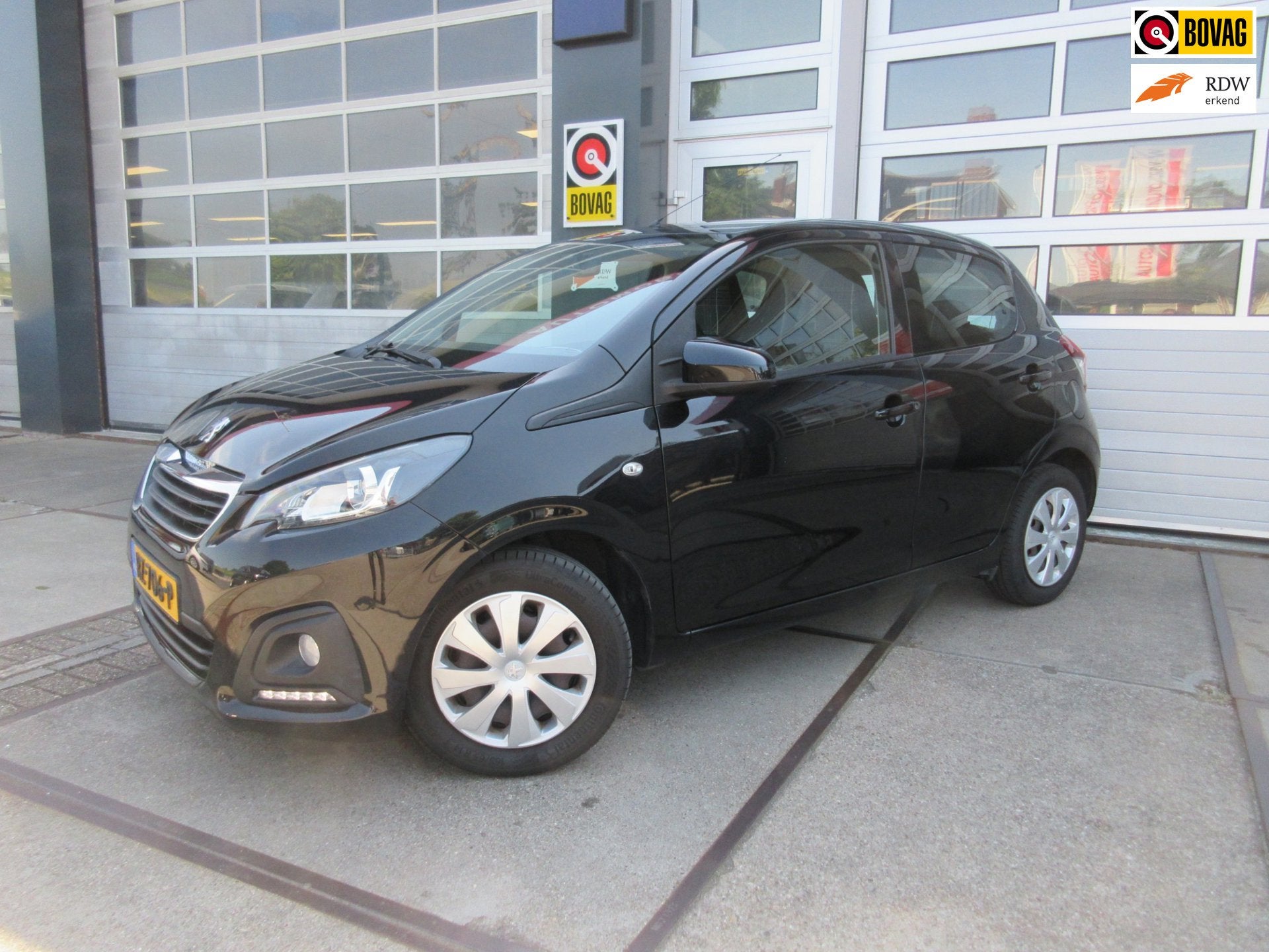 Peugeot 108 1.0 e-VTi Active / Audio / Airco / C.V., Auto's, Peugeot, 12 maanden, Stof, Gebruikt, 4 stoelen