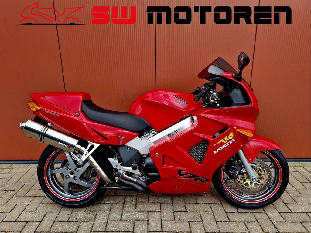 VFR800FI, NL MOTOR, NIEUWSTAAT! GEEN 2E ZO MOOI! VFR 800, 782 cc, HONDA, 4 cilinders, Motorrijbewijs A