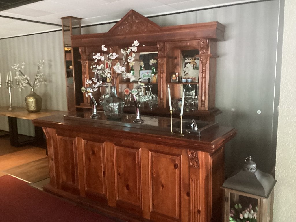Mobiele bar met fustenkoeling en bierkoeler 4 tappunten, Ophalen, Zo goed als nieuw