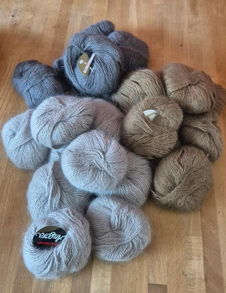 Angora wol in 3 kleuren - ook per kleur te koop, Hobby en Vrije tijd, Breien en Haken, Ophalen of Verzenden, Nieuw, Breien of Haken