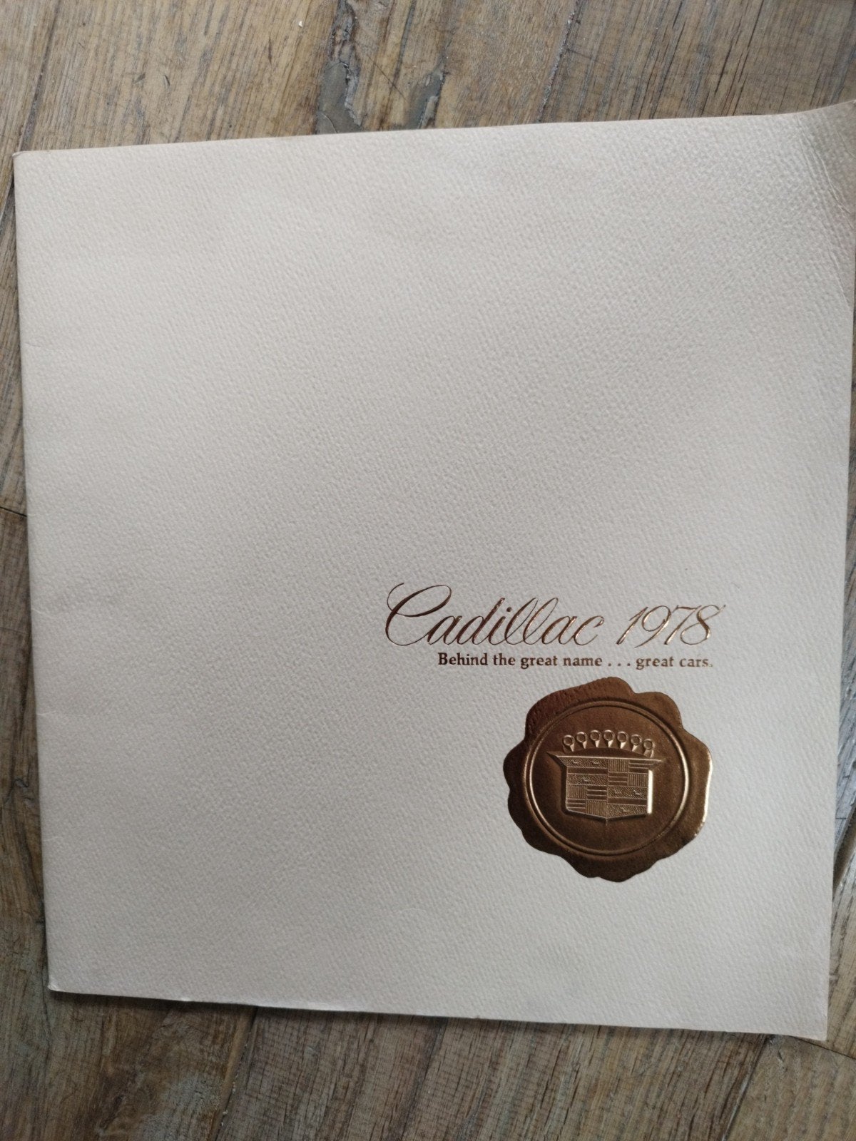 Cadillac Brochure 1978 - Engels, 40 pagina's, Gelezen, Ophalen of Verzenden, Overige merken, Cadillac