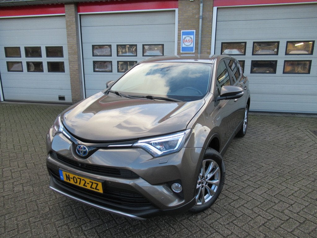 Toyota RAV4 2.5 Hybrid Dynamic (bj 2017, automaat), Auto's, Gebruikt, Euro 6, Bruin, Bedrijf
