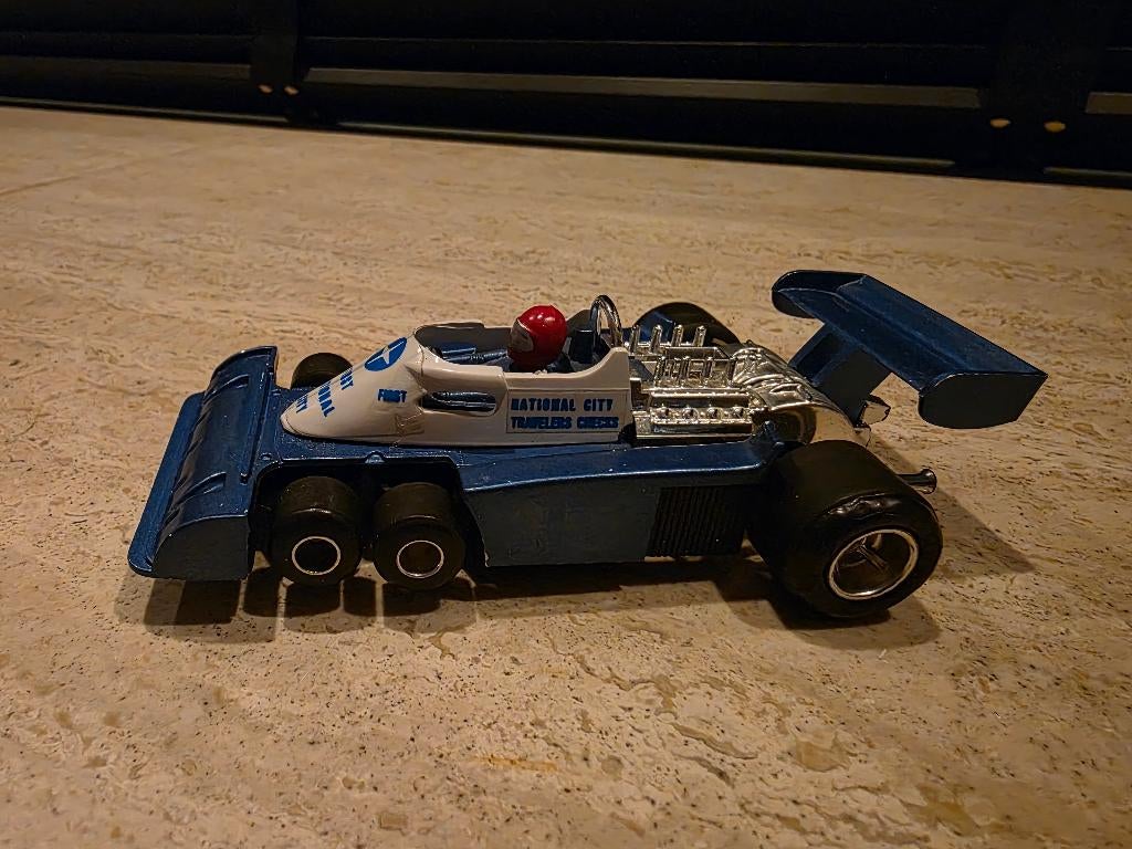 Polistil A.98 Tyrrell P34/2 Slotcar – Zeswieler 1:32, Kinderen en Baby's, Speelgoed | Racebanen, Overige merken, Ophalen of Verzenden