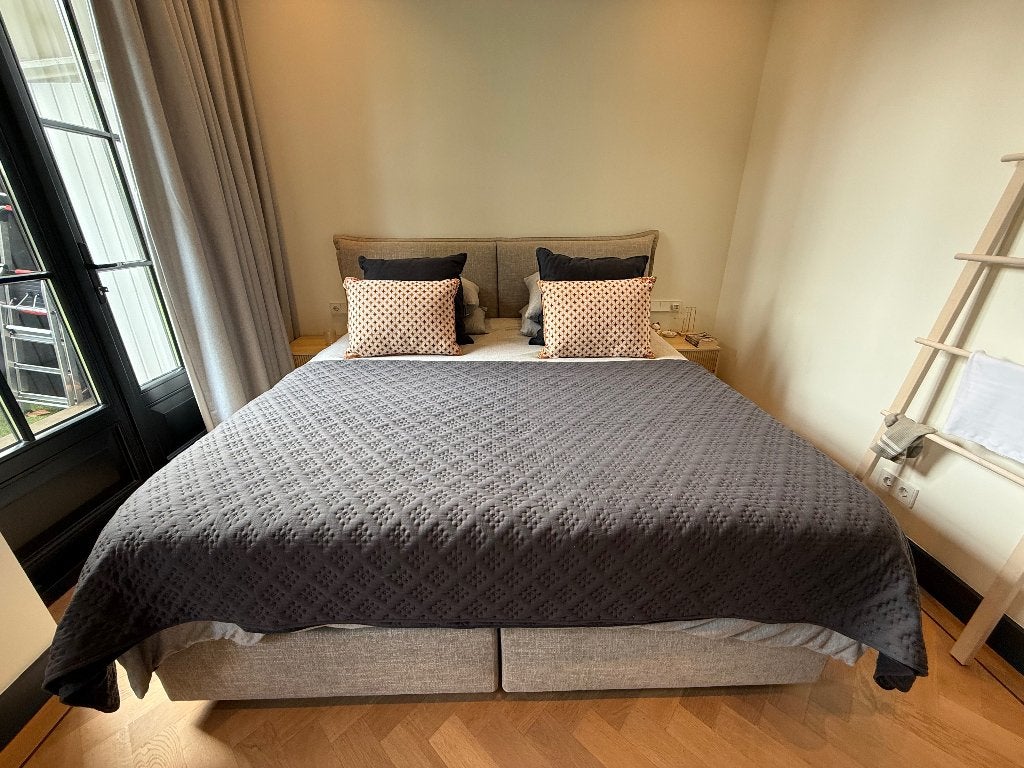 Swiss sense box spring bed, Ophalen, Tweepersoons, Zo goed als nieuw, 180 cm