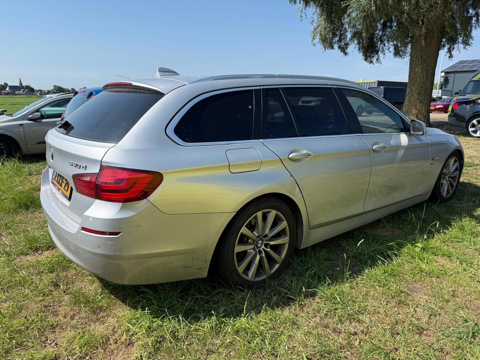 BMW 5-serie Touring V E R W A C H T! 530xd High Executive, Auto's, BMW, Automaat, Euro 5, Gebruikt, 2993 cc
