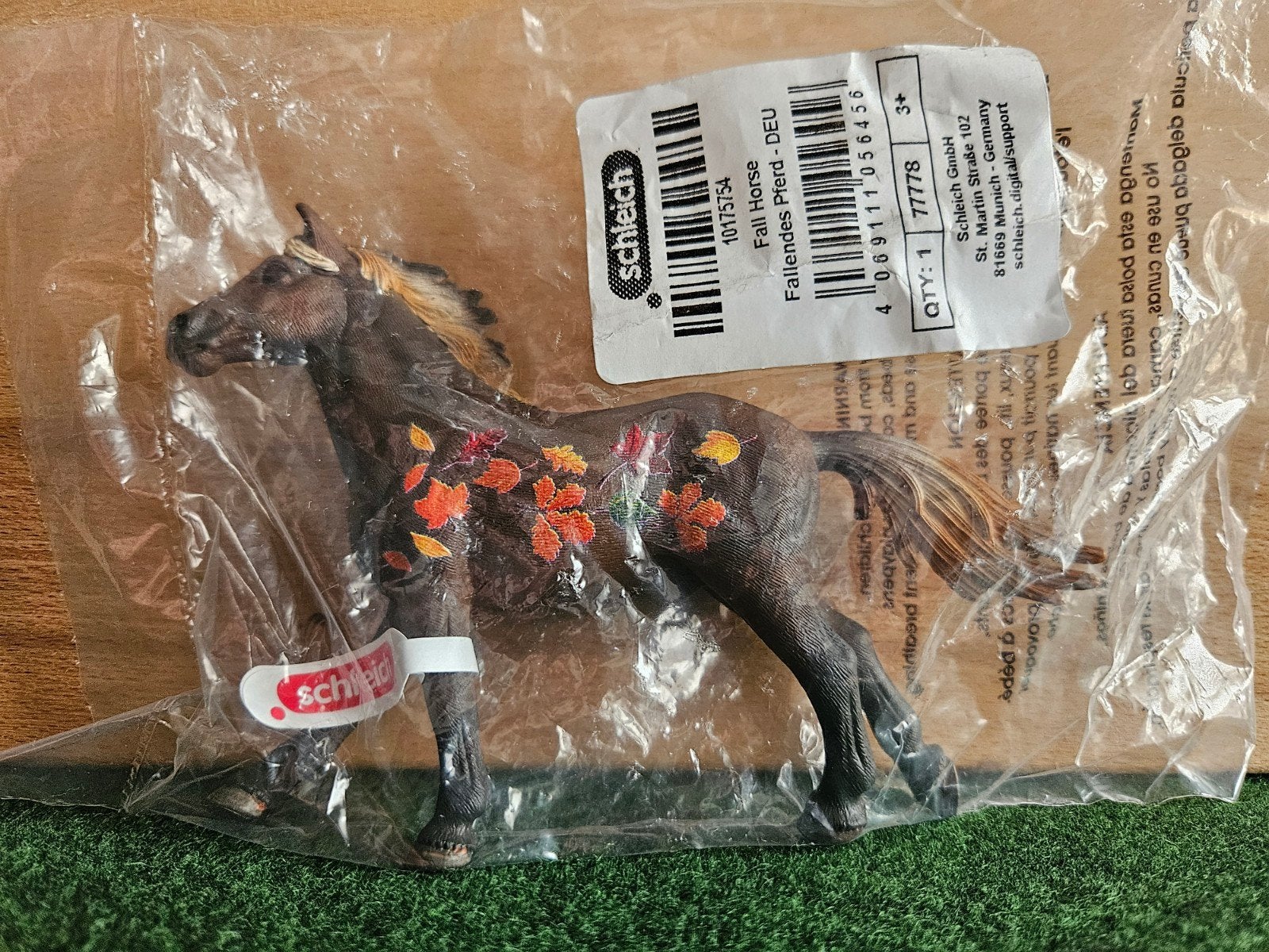 Schleich 77778 Mustang hengst herfst editie, Ophalen of Verzenden, Zo goed als nieuw, Paard, Beeldje of Figuurtje