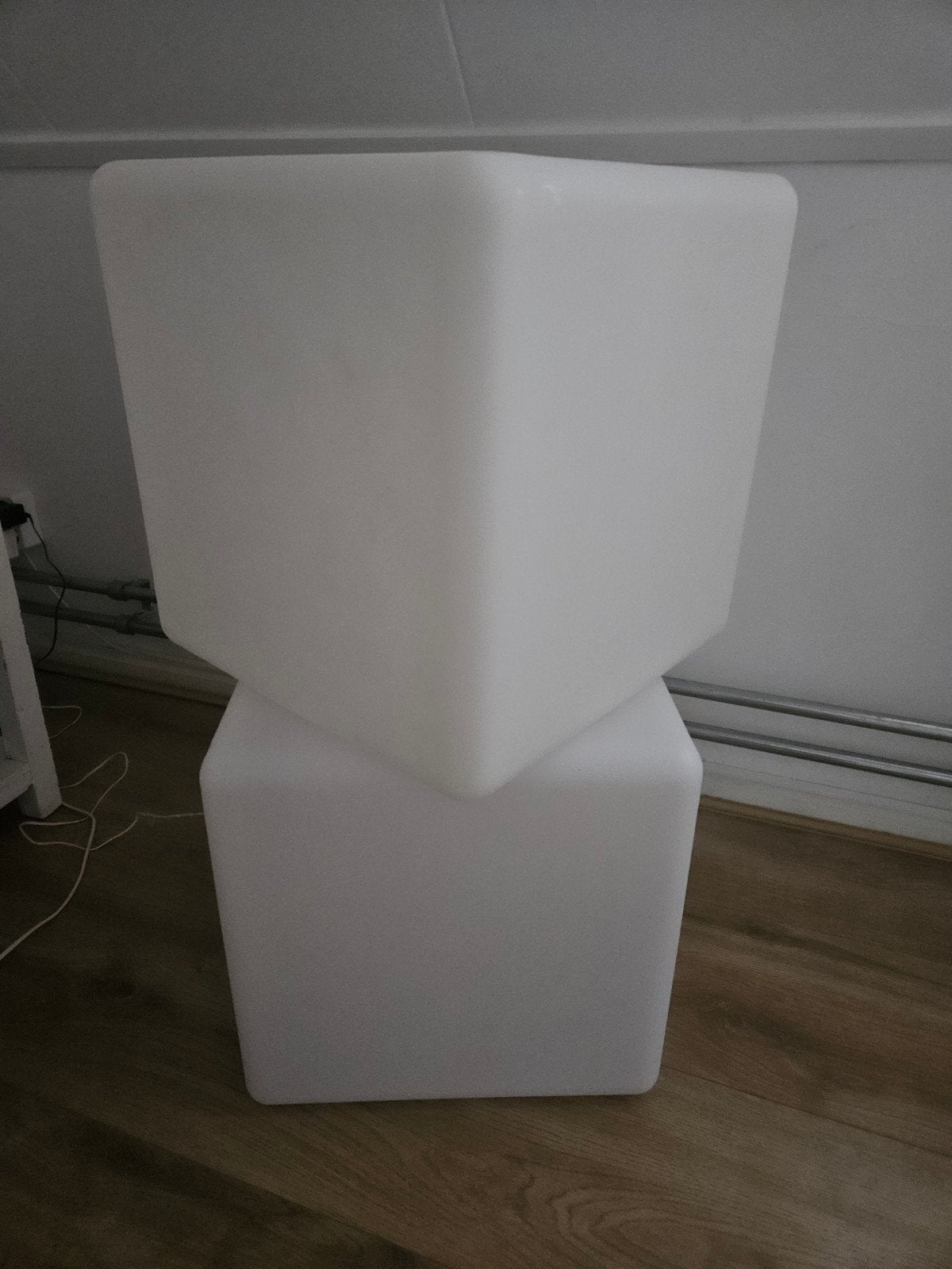 Kunststof Kubus LED Lamp 40x40cm met Afstandsbediening, Huis en Inrichting, Ophalen, Overige merken, Gebruikt, Kunststof