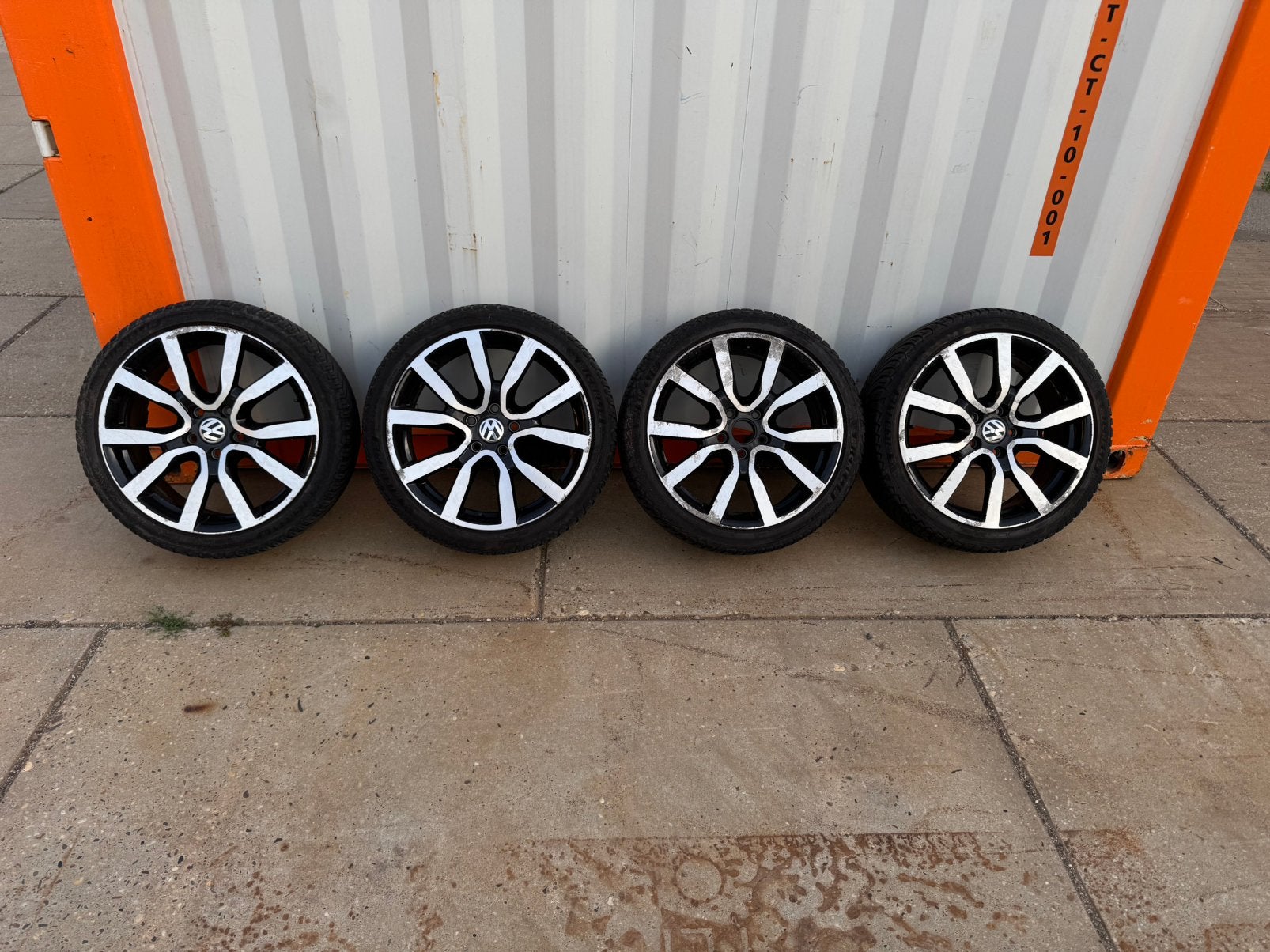 Serron velgen 18 inch met michelin allseason banden, Ophalen, 18 inch, Banden en Velgen, All Season