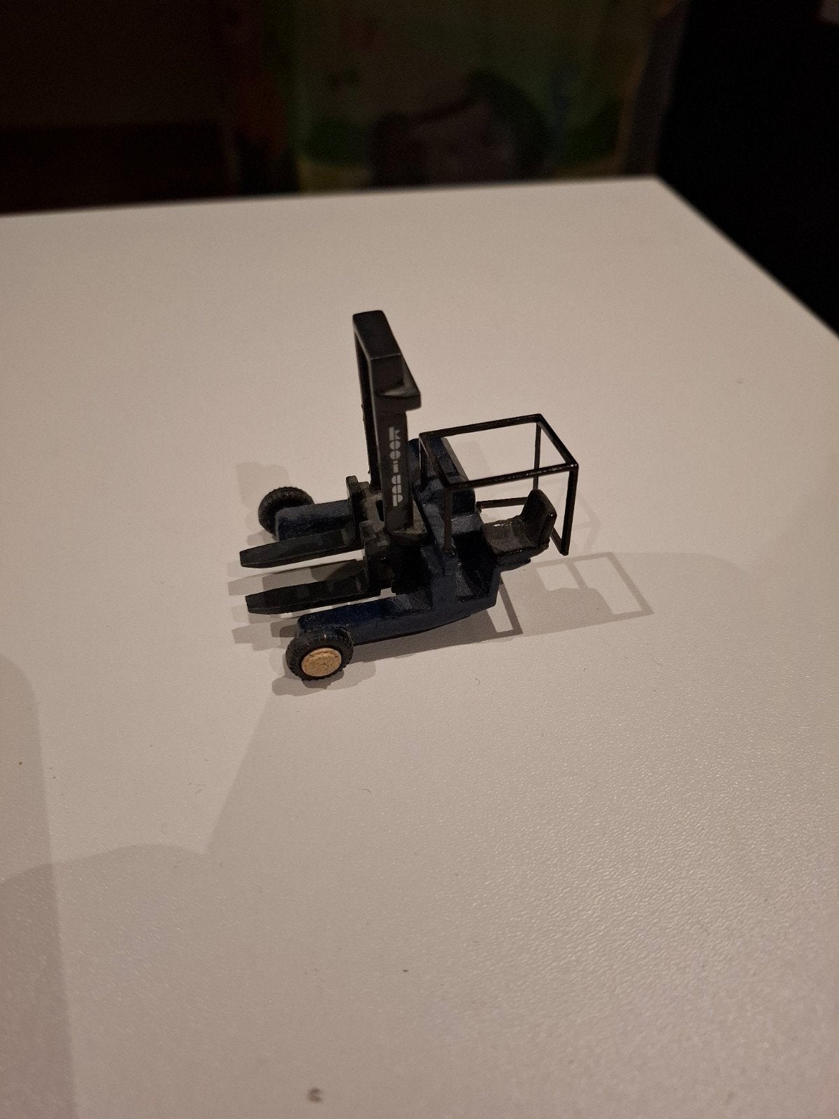 Kooiaap miniatuur, Ophalen of Verzenden, Gebruikt, Bus of Vrachtwagen