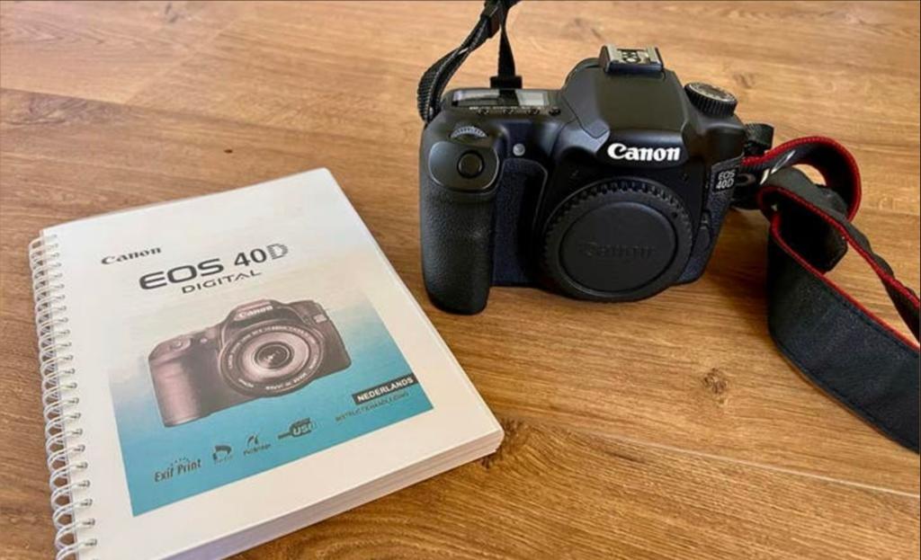 Canon EOS 40D Spiegelreflexcamera met handleiding, Spiegelreflex, Canon, Ophalen of Verzenden, Zo goed als nieuw
