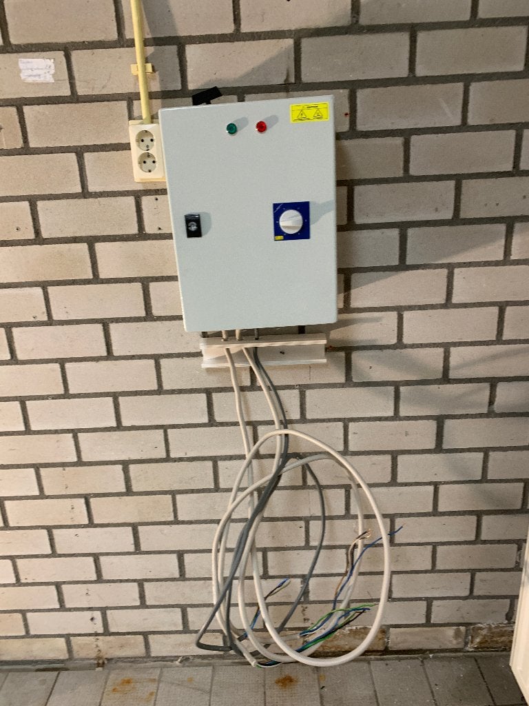 SENTERA  8A 400V transformator standenregelaar, Ophalen, Zo goed als nieuw